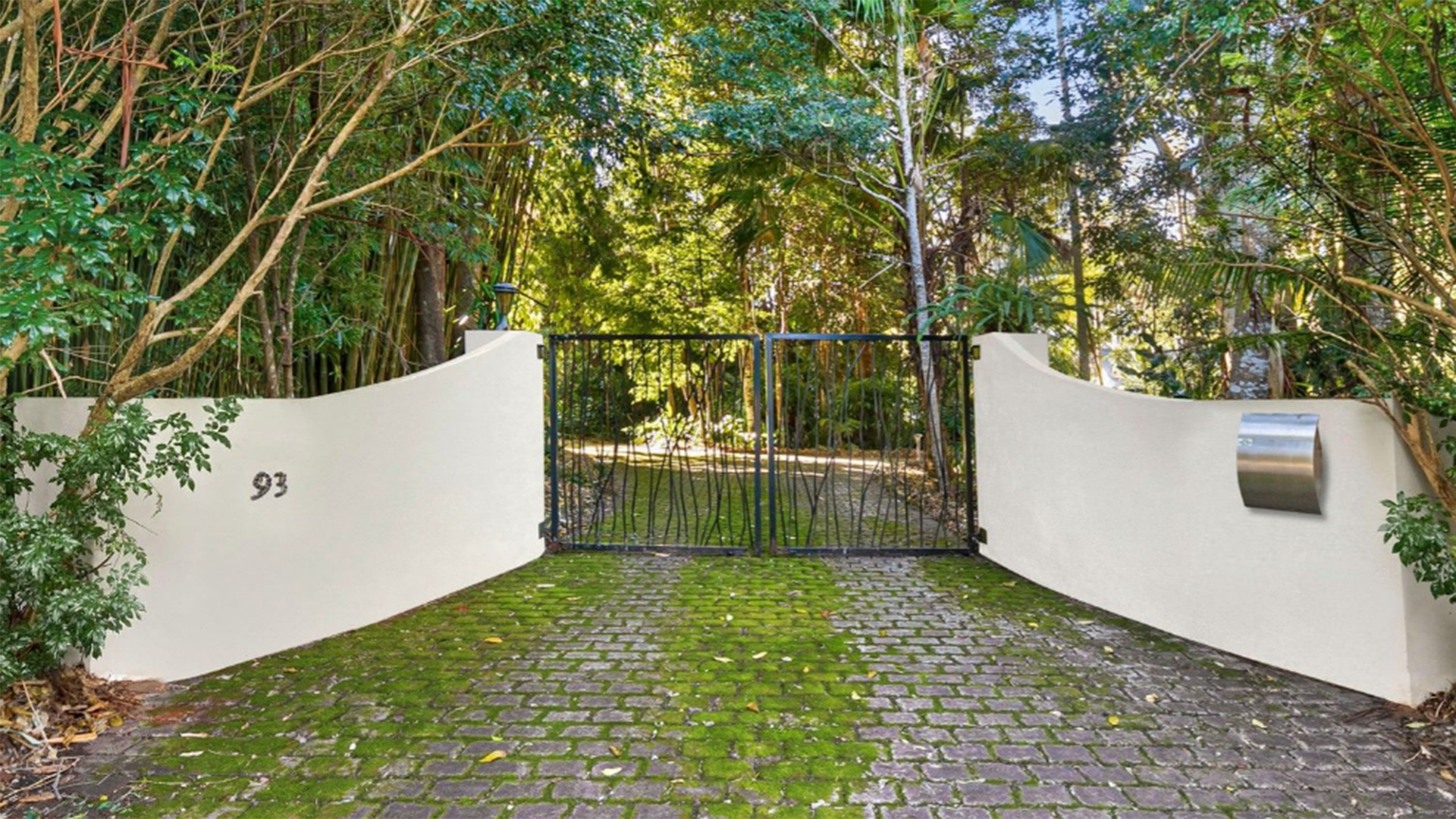 Property in the Gold Coast Hinterland comes with its own boxing ring