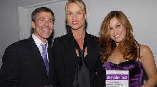 Mr Myer with Desperate Housewives star Nicolette Sheridan (centre) in 2007.  (Getty)