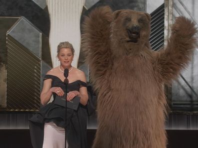 Elizabeth Banks and Cocaine Bear at the 2023 Oscars