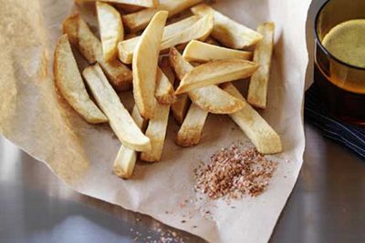 Chips with smoked cumin salt