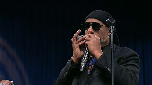 Stevie Wonder was also on-stage to perform a stunning tribute to the 'Queen of Soul'.