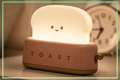 9PR: Toast LED night light