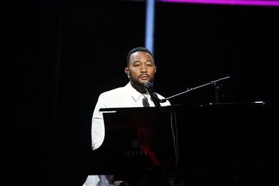 John Legend dedicates Billboard Music Awards performance to Chrissy Teigen.