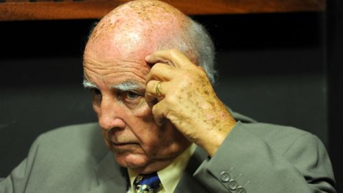 Mother defends former tennis star Bob Hewitt over rape claim