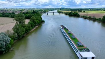 River Cruise, Bordeaux, France