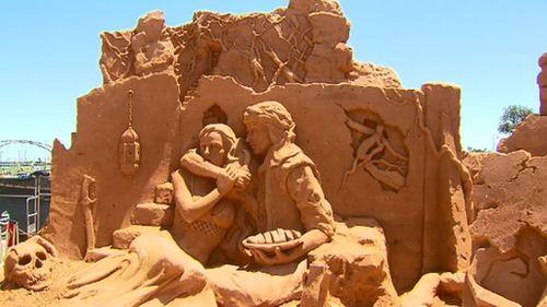 An estimated 3500 tonnes of sand were used to create the larger-than-life sculptures (9NEWS)