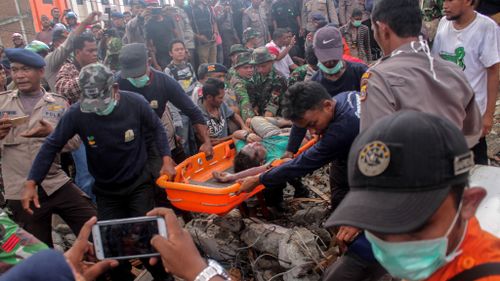 Urgent appeal for supplies after fatal Indonesia earthquake