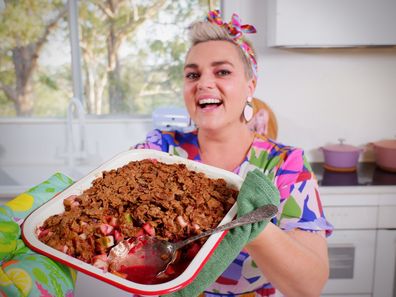 Jane de Graaff's Sultana Bran crumble