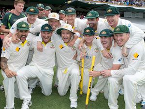 Australia players celebrate their Ashes series win. (Getty)