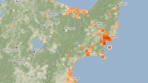 Powerful 5.3 quake hits New Zealand coast.