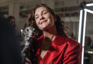 Drew Barrymore with dog influencer Tika the Iggy in 2022.
