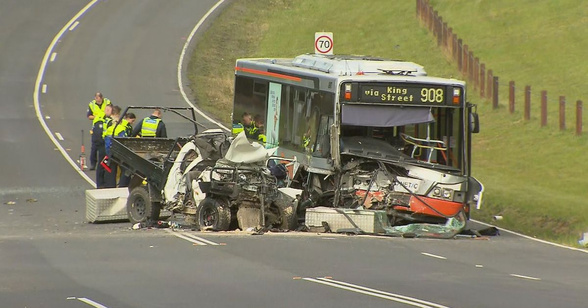 Man dead four injured after bus and car collide in Melbourne’s north-east – 9News