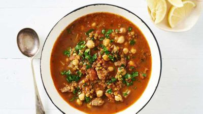 <a href="http://kitchen.nine.com.au/2017/08/01/16/38/one-pan-moroccan-lamb-harira-soup-with-lentils-and-chickpeas" target="_top" draggable="false">One-pan Moroccan lamb harira soup</a>