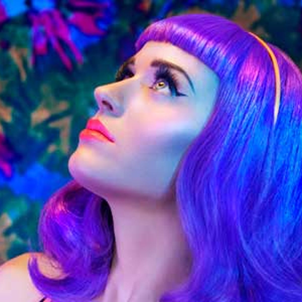 Katy Perry's 'Teenage Dream' In Blue Wig And PVC Underwear – FM