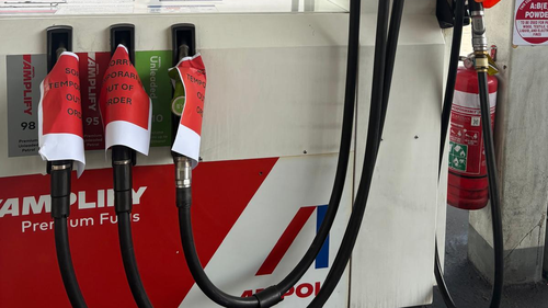 Una stazione di servizio Ampol a Neutral Bay, una delle preferite dagli automobilisti sulle spiagge settentrionali di Sydney, è rimasta a secco.  