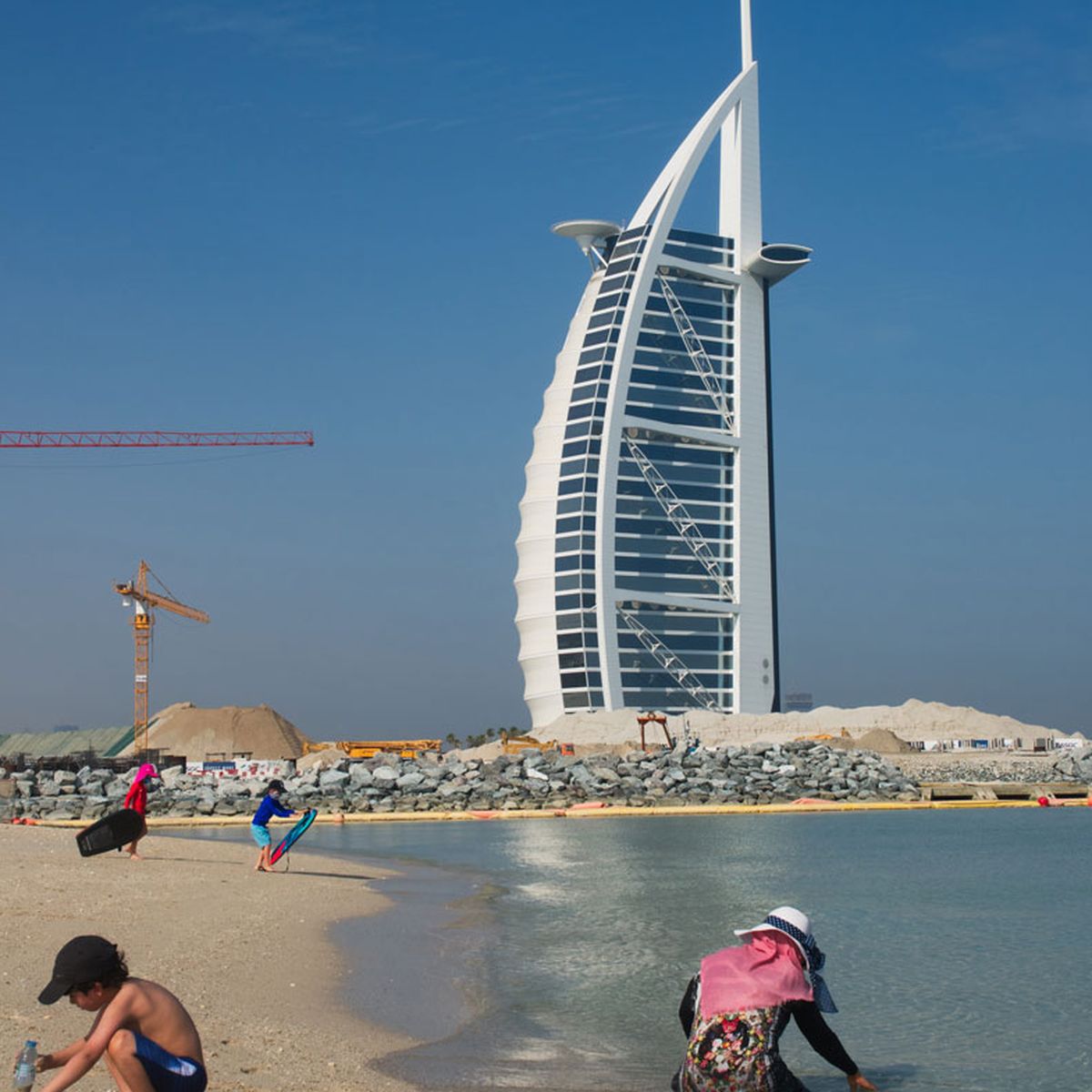 Burj Khalifa Is Nude Videos - Dubai police arrest group over 'lewd' video of naked women