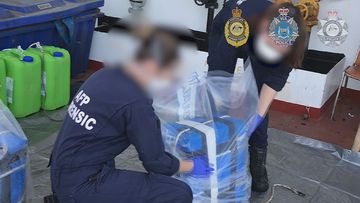 Australian Federal Police have seized hundreds of kilograms of cocaine in a drug bust in the north of Western Australia.