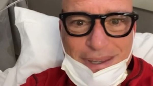 America's Got Talent judge Howie Mandel rushed to hospital after fainting -  9Celebrity