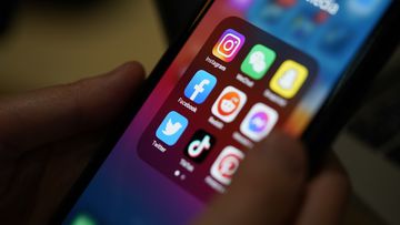 Social media can cause eating disorders and self-image issues in young people, a global study has found.