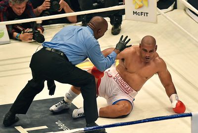<b>Alex Leapai's brave heavyweight challenge is over after the Australia was knocked out by Wladimar Klitschko in the fifth round of their title fight in Germany. </b><br/><br/>The 34-year-old was vying to become Australia's first universally recognised world heavyweight champion, but struggled to deal with Klitschko's power in the lopsided bout.<br/><br/>The one powerful shot that Lepai landed only seemed to spur Klitschko on to his 20th consecutive win.<br/><br/>Leapai vowed that the defeat was not the end of his career. <br/>