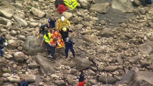 helicopter crash nsw snowy mountains 