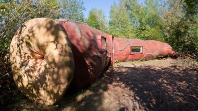 CasAnus in Belgium is the world's only anus-shaped hotel room.