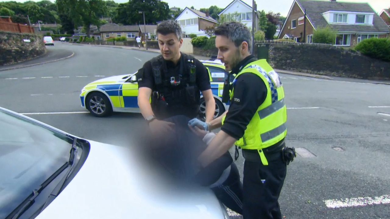 Cops Season 1 Episode 2