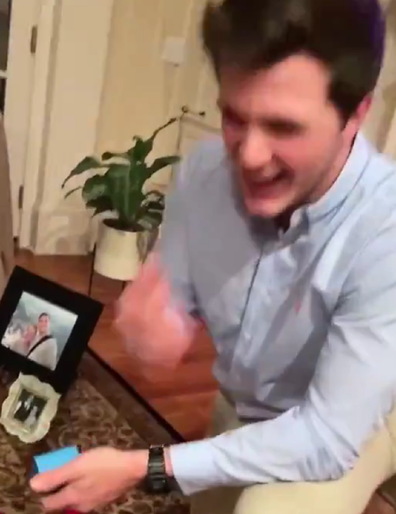 Man laughing VR TikTok proposal
