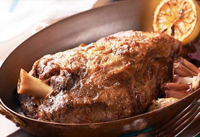 Recipe:&nbsp;<a href="https://kitchen.nine.com.au/recipes/slowcooked-lamb-shoulder-with-fresh-thyme-leaves-and-garlic/64d3db6c-d964-4cbf-8836-9ec47f654fc6" target="_top" draggable="false">Lamb shoulder with fresh thyme leaves</a>
