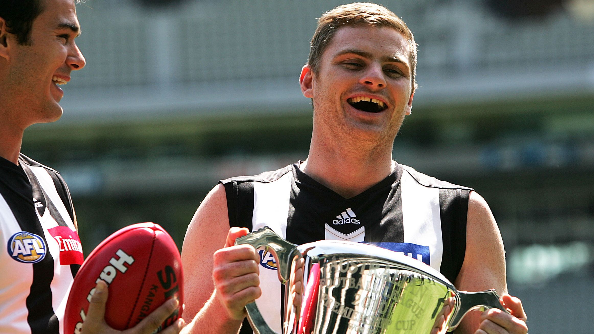 Heath Shaw with the 2010 premiership cup.