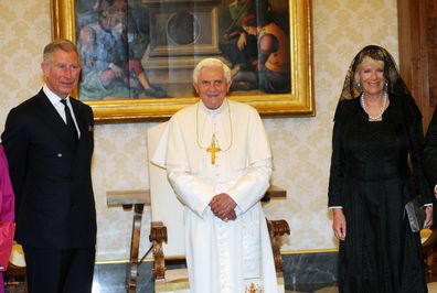 VATICAN CITY, ITALY - APRIL 27: Pope Benedict XVI  meets Prince Charles, Prince of Wales and  TRH  Camilla, Duchess of Cornwall at his private library, April 27, 2009  in Vatican City. (Photo by Eric Vandeville - Vatican Pool  / Getty Images)