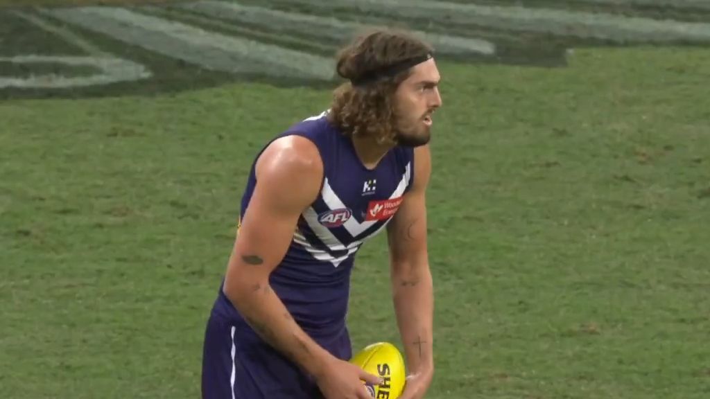 Bulldogs star Cody Weightman in agony, subbed off during Fremantle clash