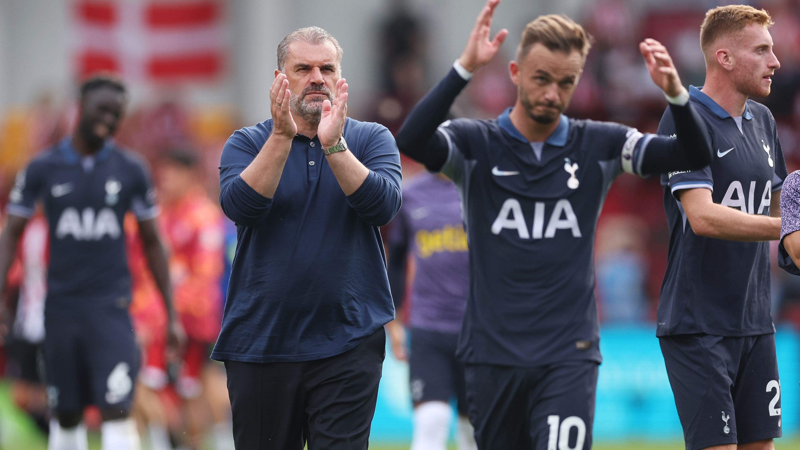 Ange Postecoglou celebrates his Premier League debut with Tottenham, which ended in a draw.