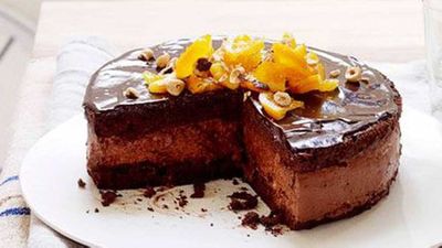 <a href="http://kitchen.nine.com.au/2016/05/16/11/48/dark-chocolate-mousse-cake" target="_top">Dark chocolate mousse cake</a> recipe