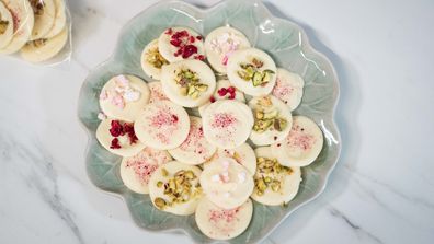 Two-ingredient festive chocolate buttons are all about the toppings