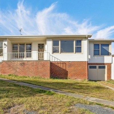 Tassie landlord throws in two weeks’ free rent for Hobart property