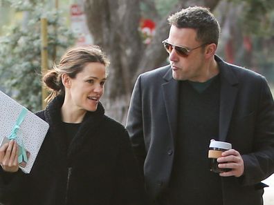 Jennifer Garner, Ben Affleck, walking, California, neighbourhood