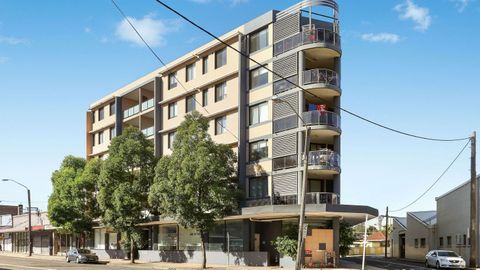 Apartment Sydney block building rental price record Domain