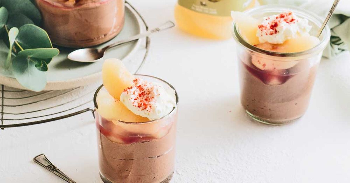 Pear and dark chocolate mousse recipe - 9Kitchen