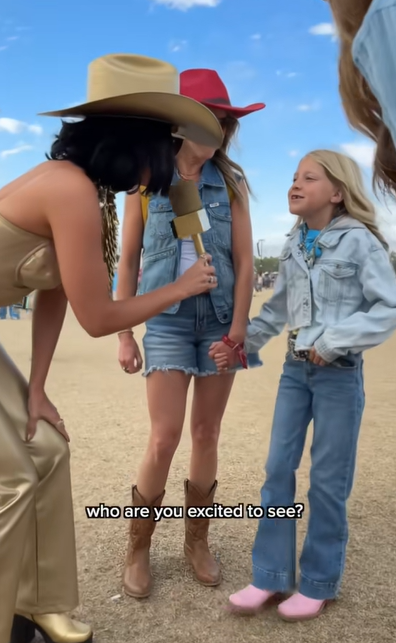 Lainey Wilson goes undercover at Stagecoach festival 2026