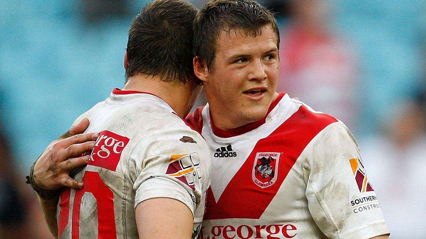 Brett and Josh Morris celebrate as Dragons teammates in 2008. (Photo by Cameron Spencer/Getty Images)