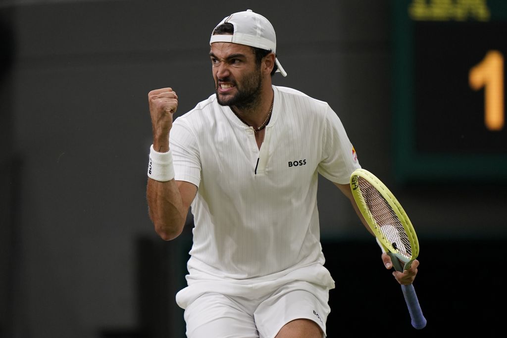 Tennis: ATP roundup: Carlos Alcaraz stuns Matteo Berrettini to reach Vienna  semis