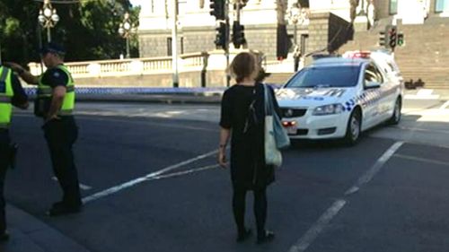 Streets surrounding Parliament House in Melbourne locked down after suspicious package found