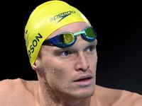 Simpson wins 100m freestyle title