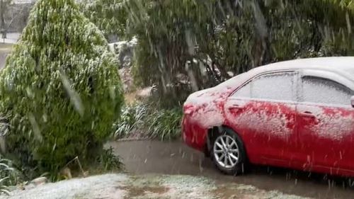 Blackheath resident Angela Corkeron captured this photo of this snow.