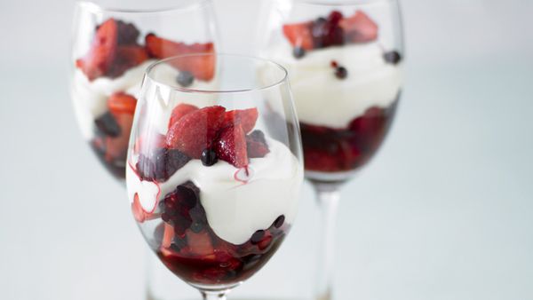 Berry and vanilla cream parfait