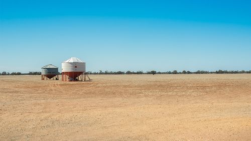 Victorian farmers get $31.5m for drought relief, including mental health support