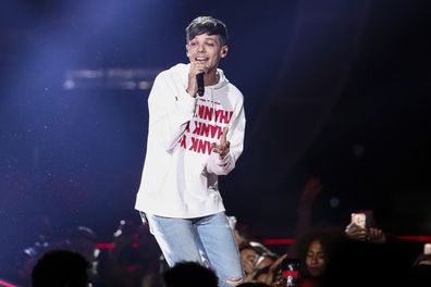 Louis Tomlinson rushed to hospital for 'bad' injury as singer forced to  cancel fan events - Irish Mirror Online