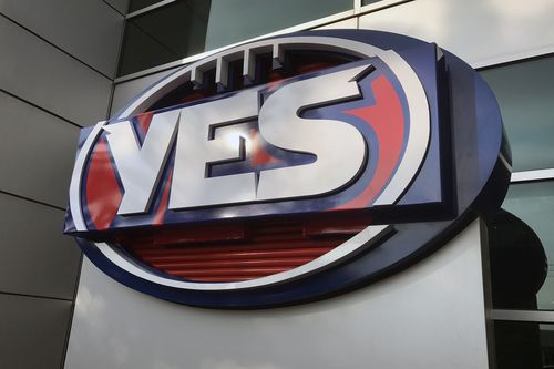 The "Yes" sign was mounted on the headquarters logo for one day. 