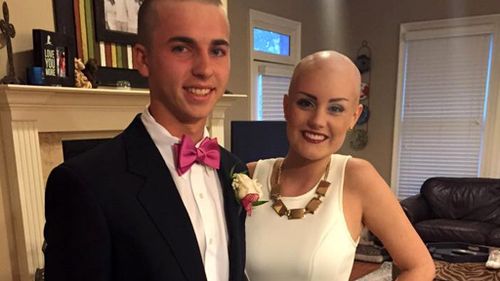Prom date with shaved head surprises cancer teen